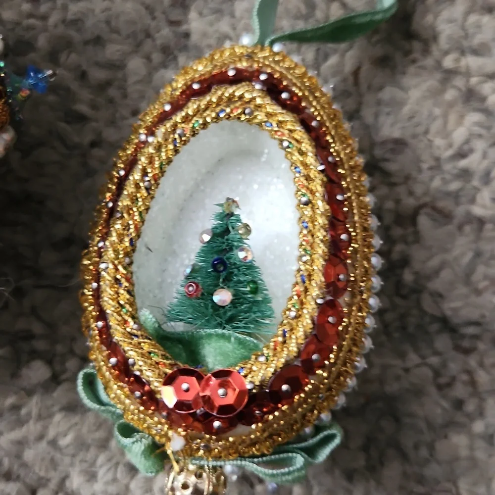 Handmade Colorful Beaded Ornaments - Picture 6 of 7